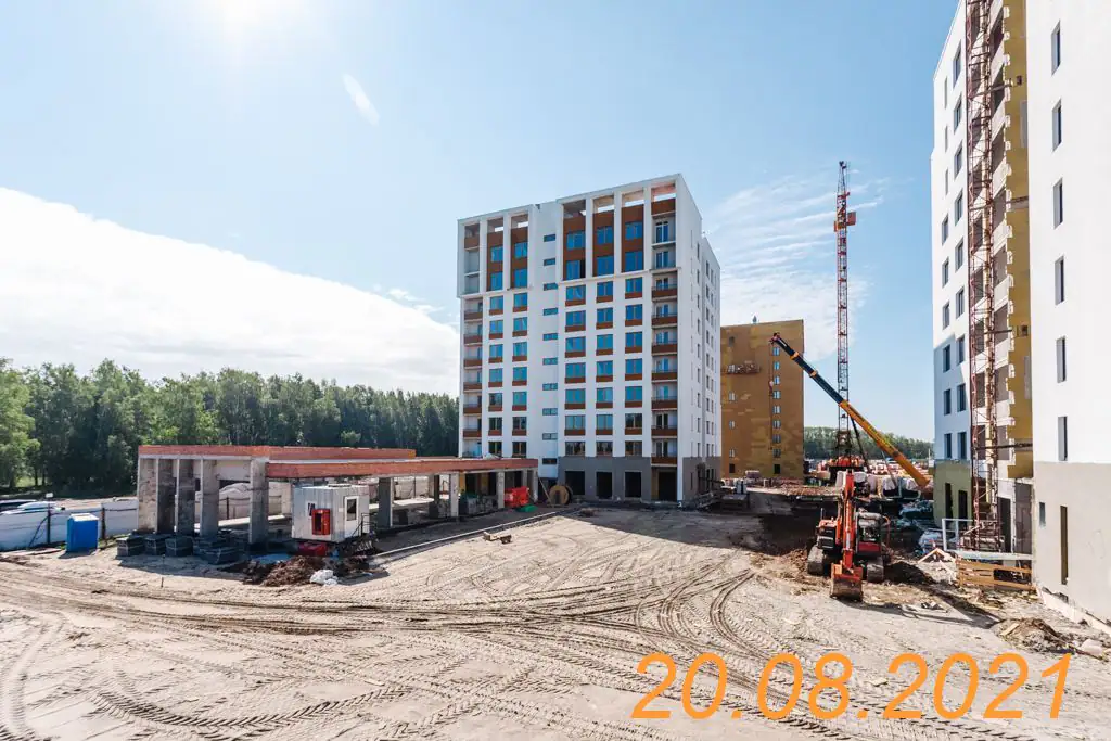 август, 2021