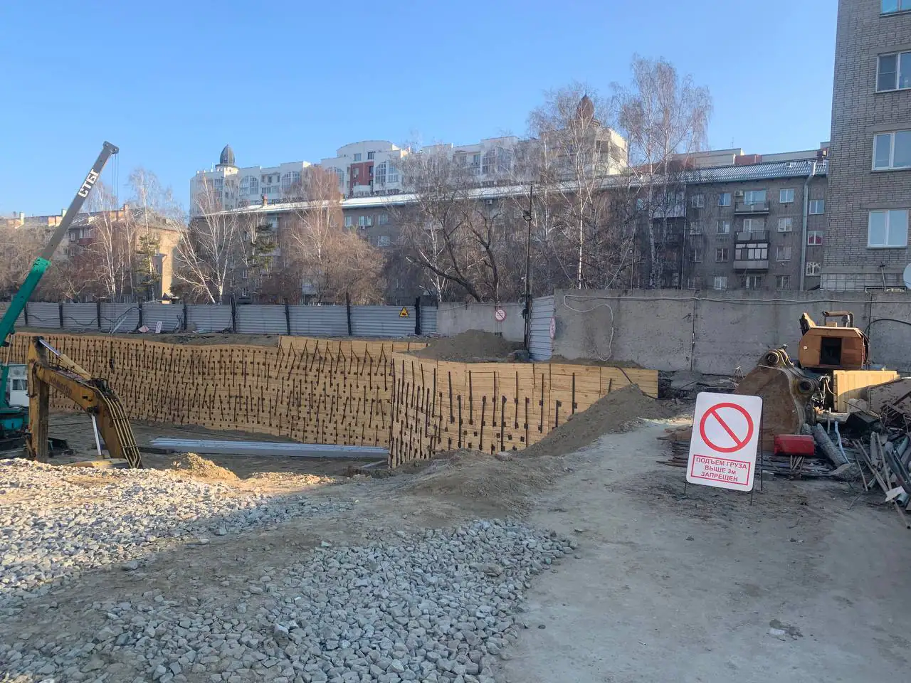 апрель, 2022