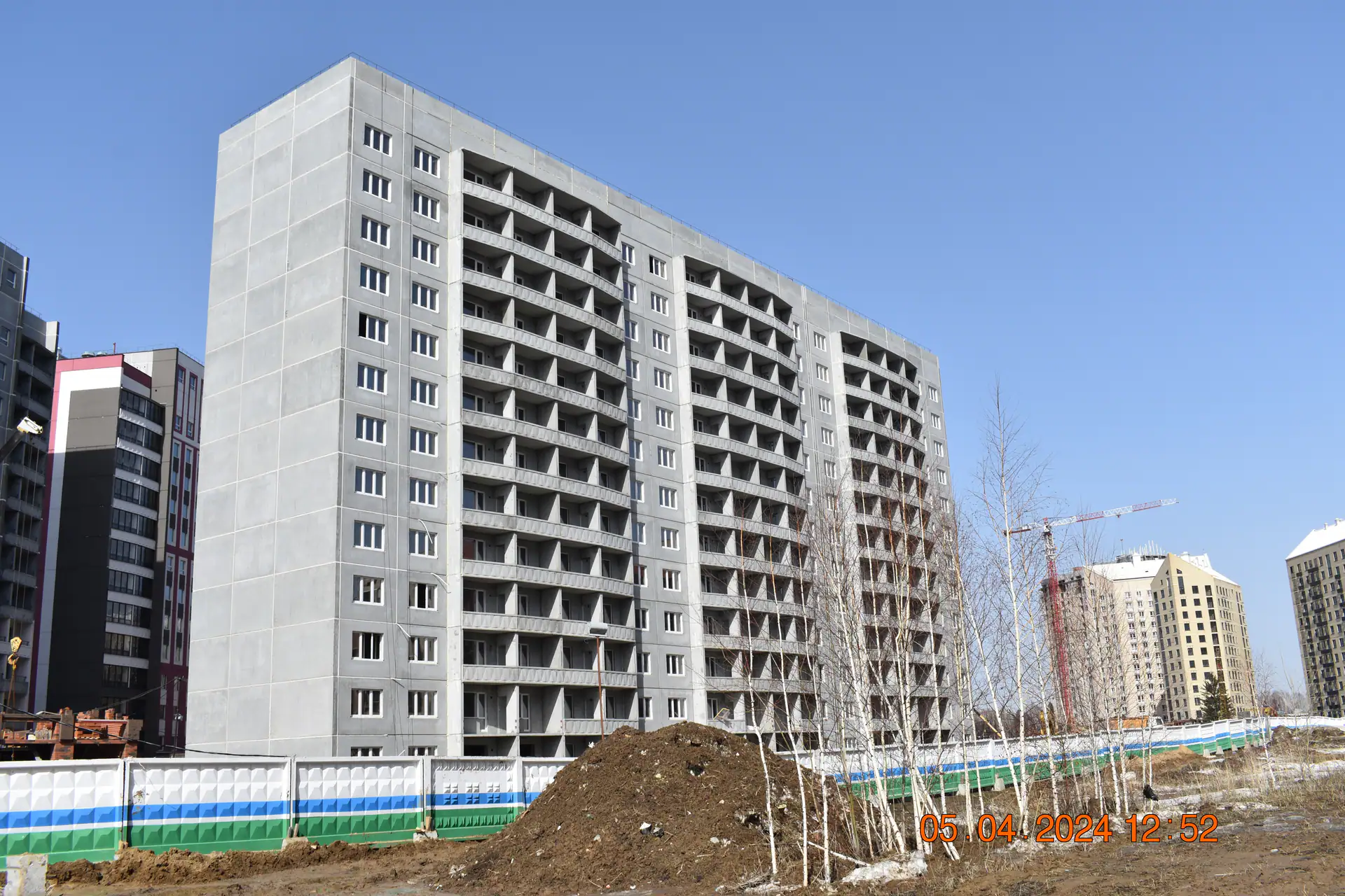 апрель, 2024