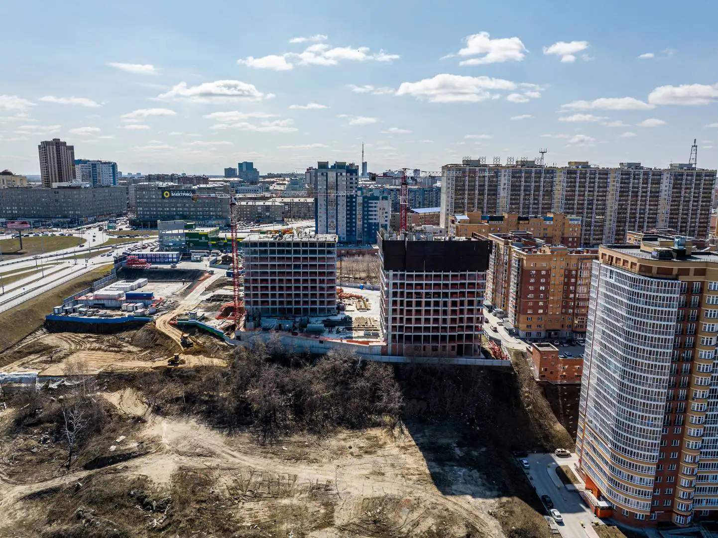 апрель, 2024