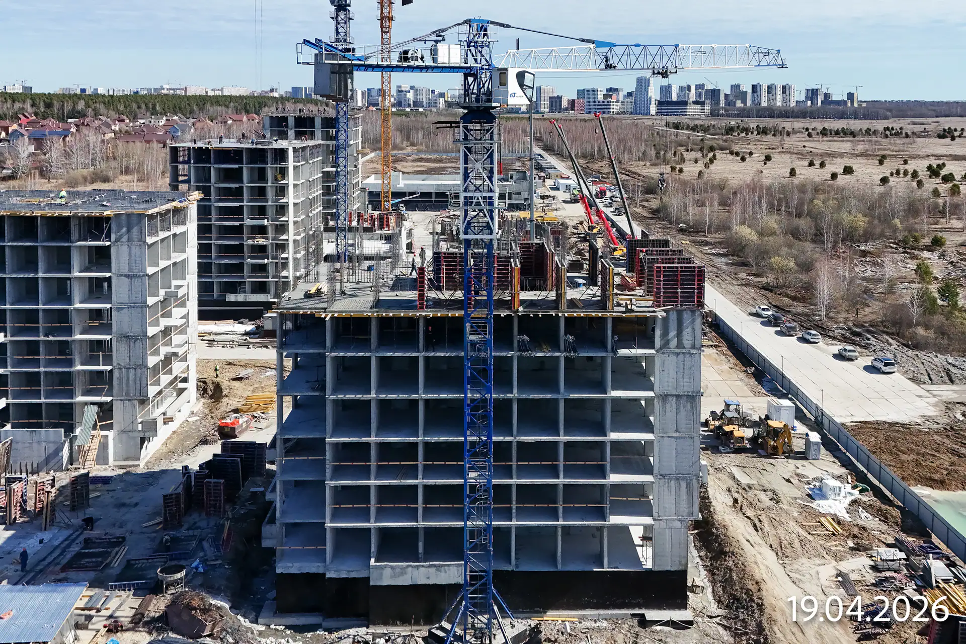 апрель, 2026