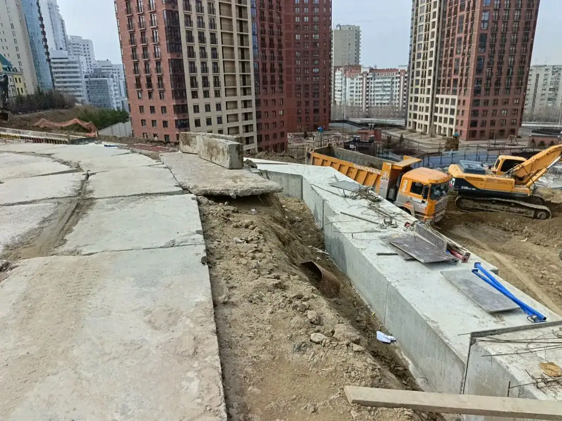 апрель, 2026