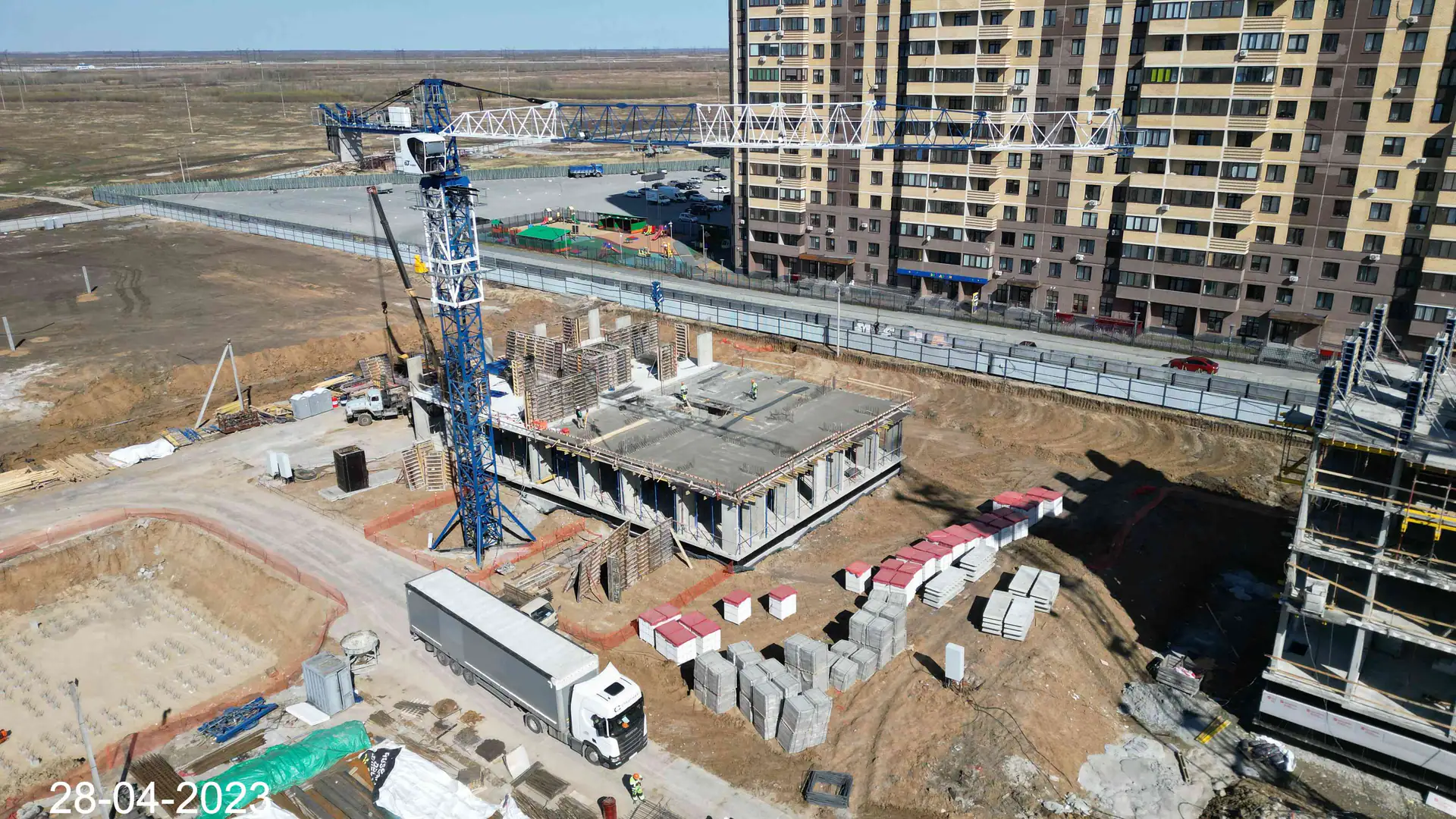 апрель, 2023