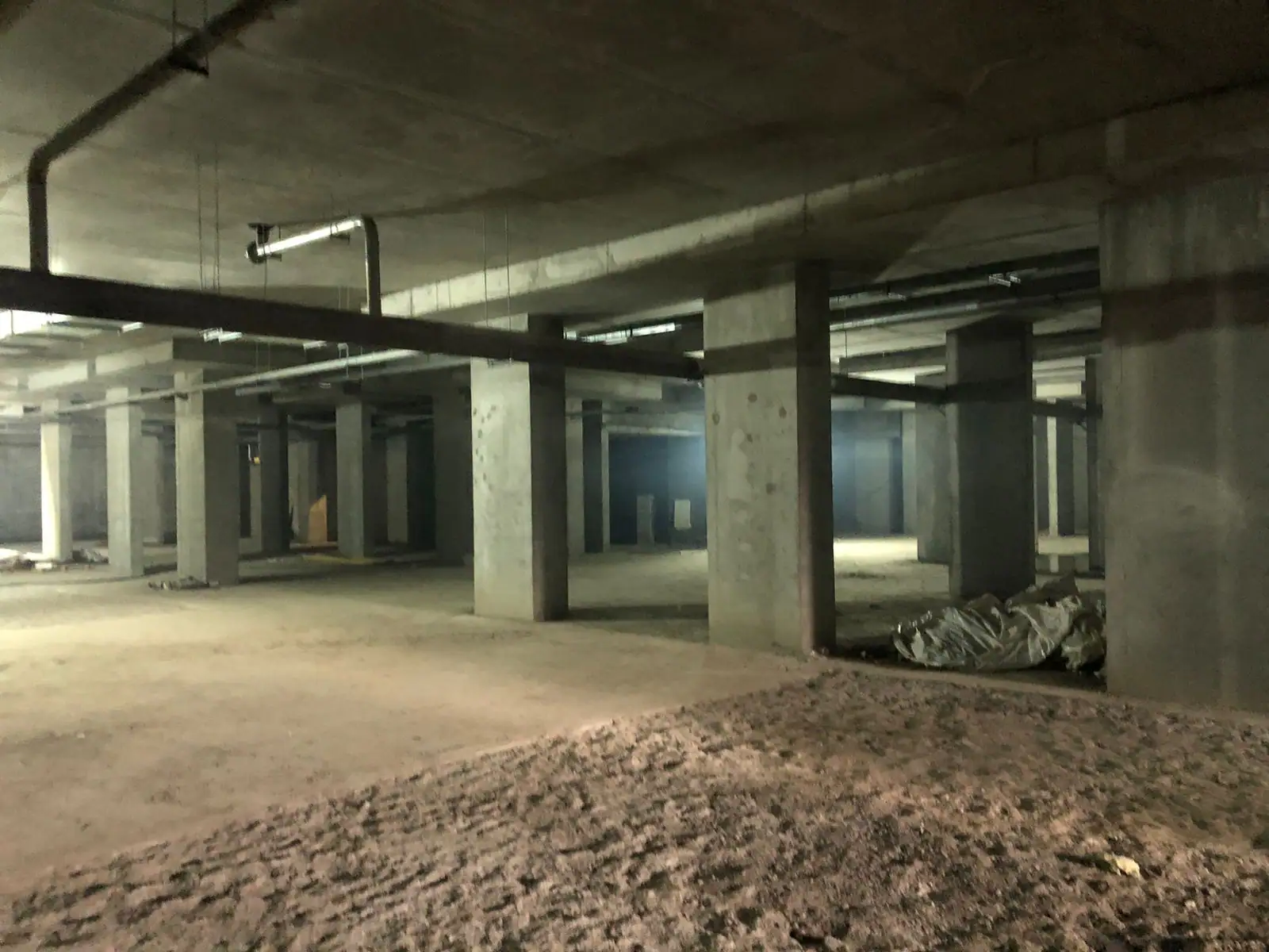 август, 2023