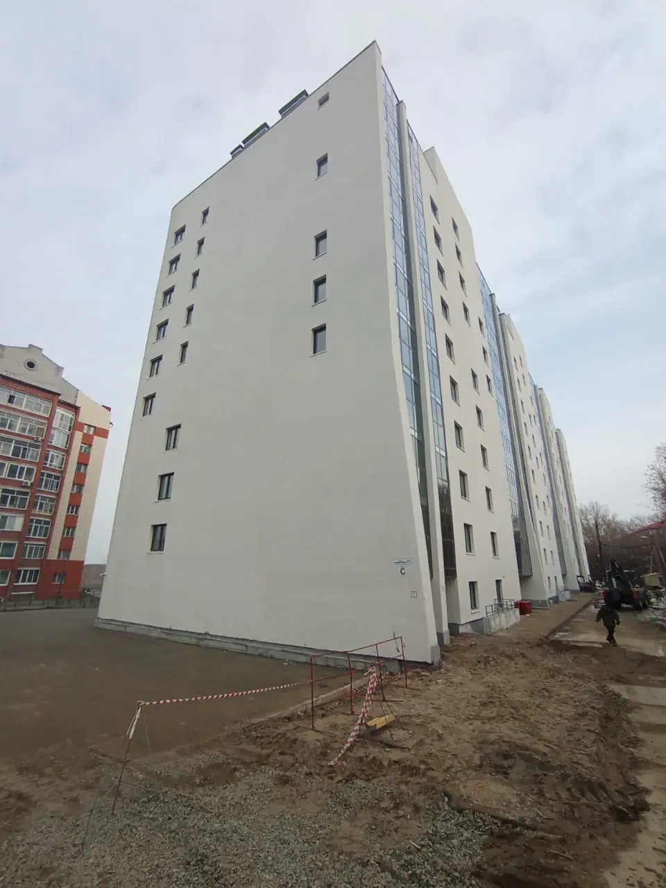апрель, 2024