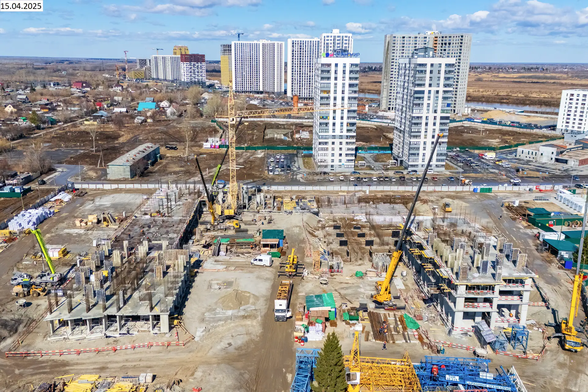 апрель, 2025