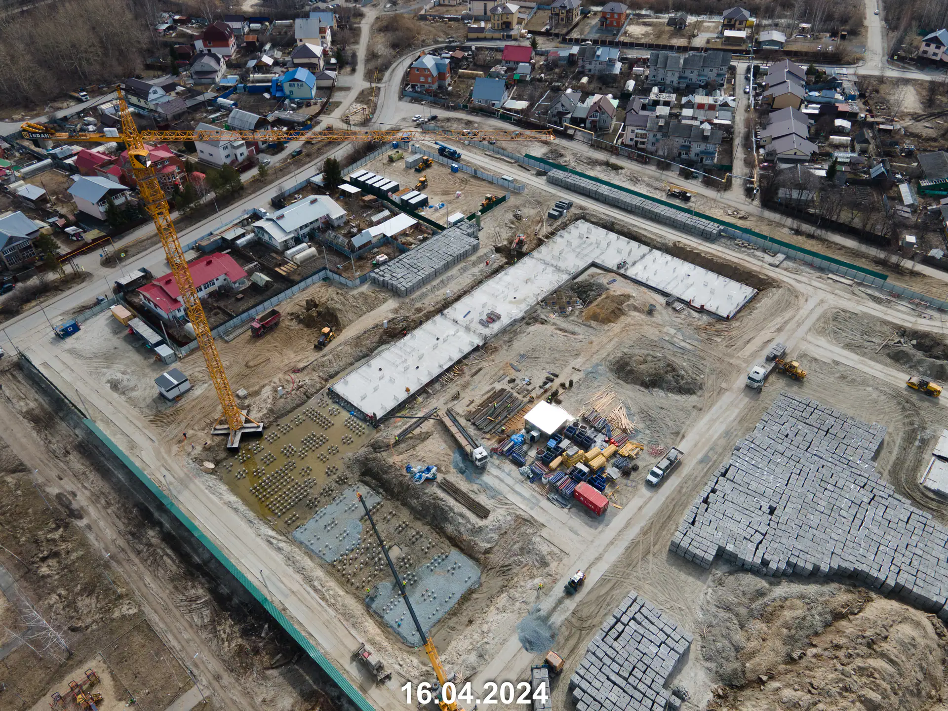 апрель, 2024