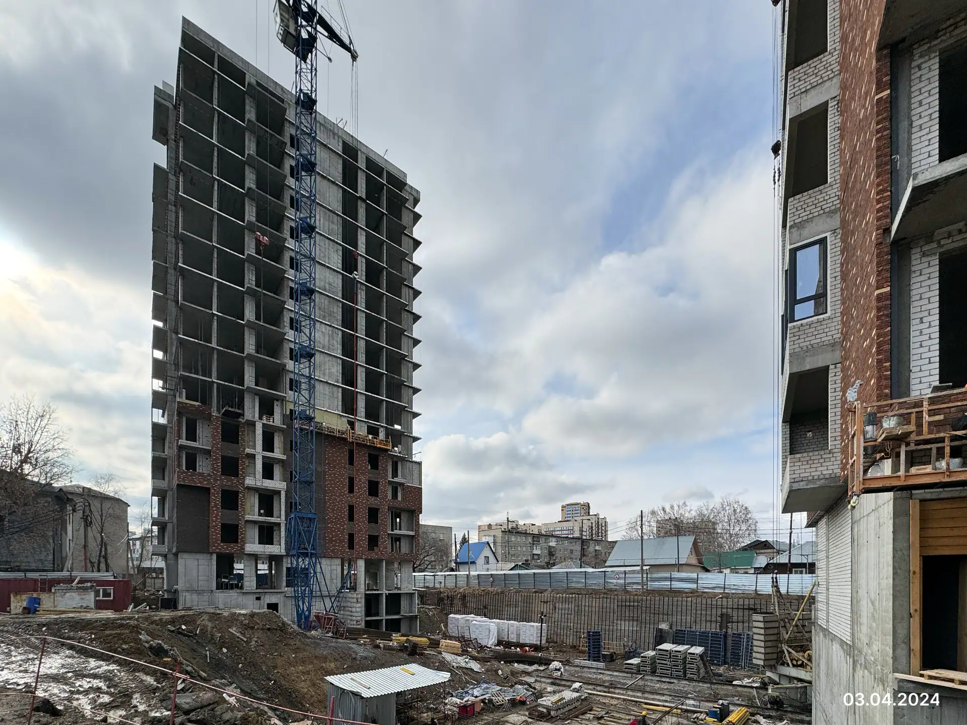 апрель, 2024