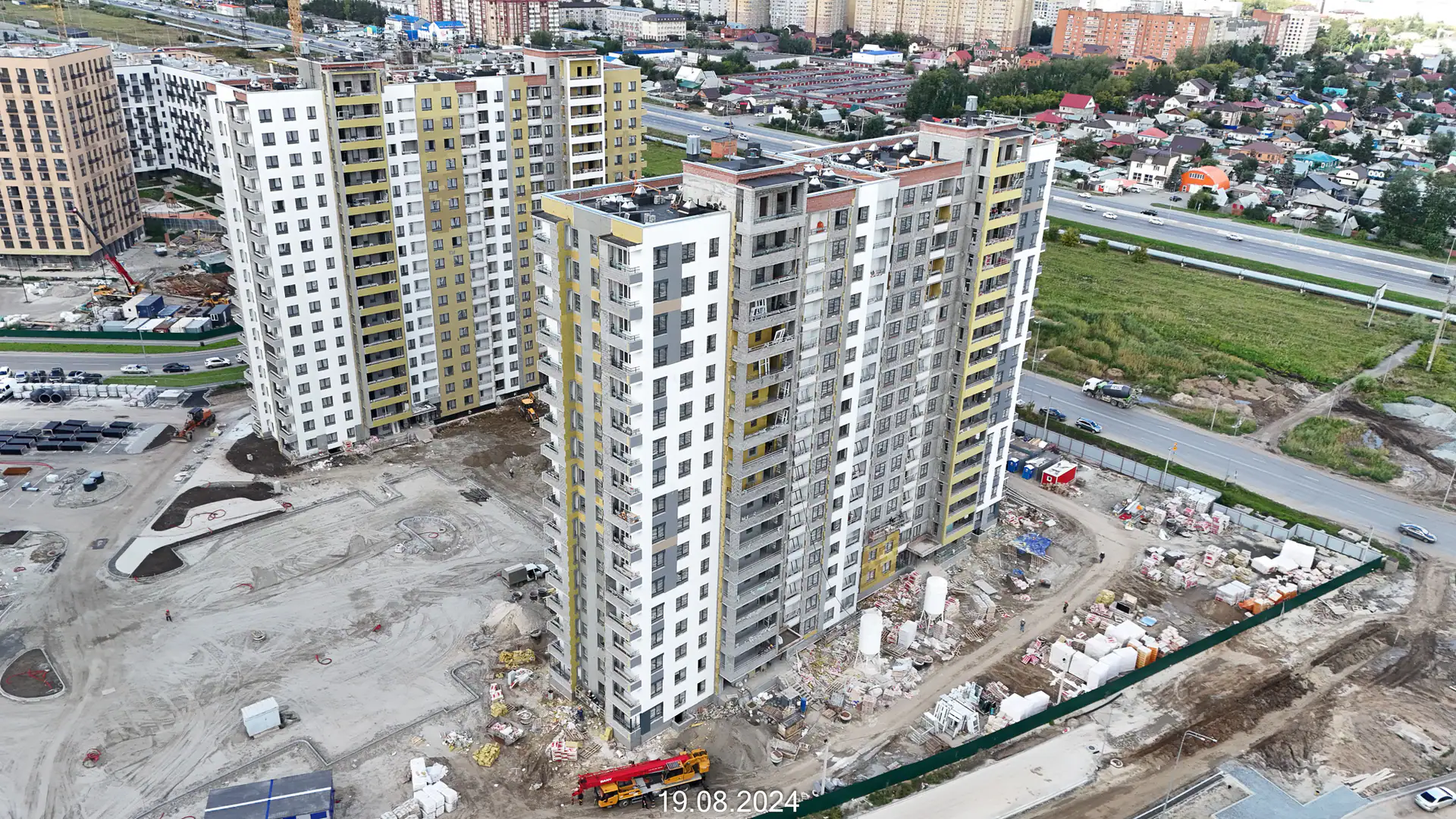 август, 2024