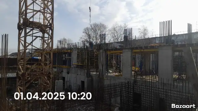 апрель, 2025