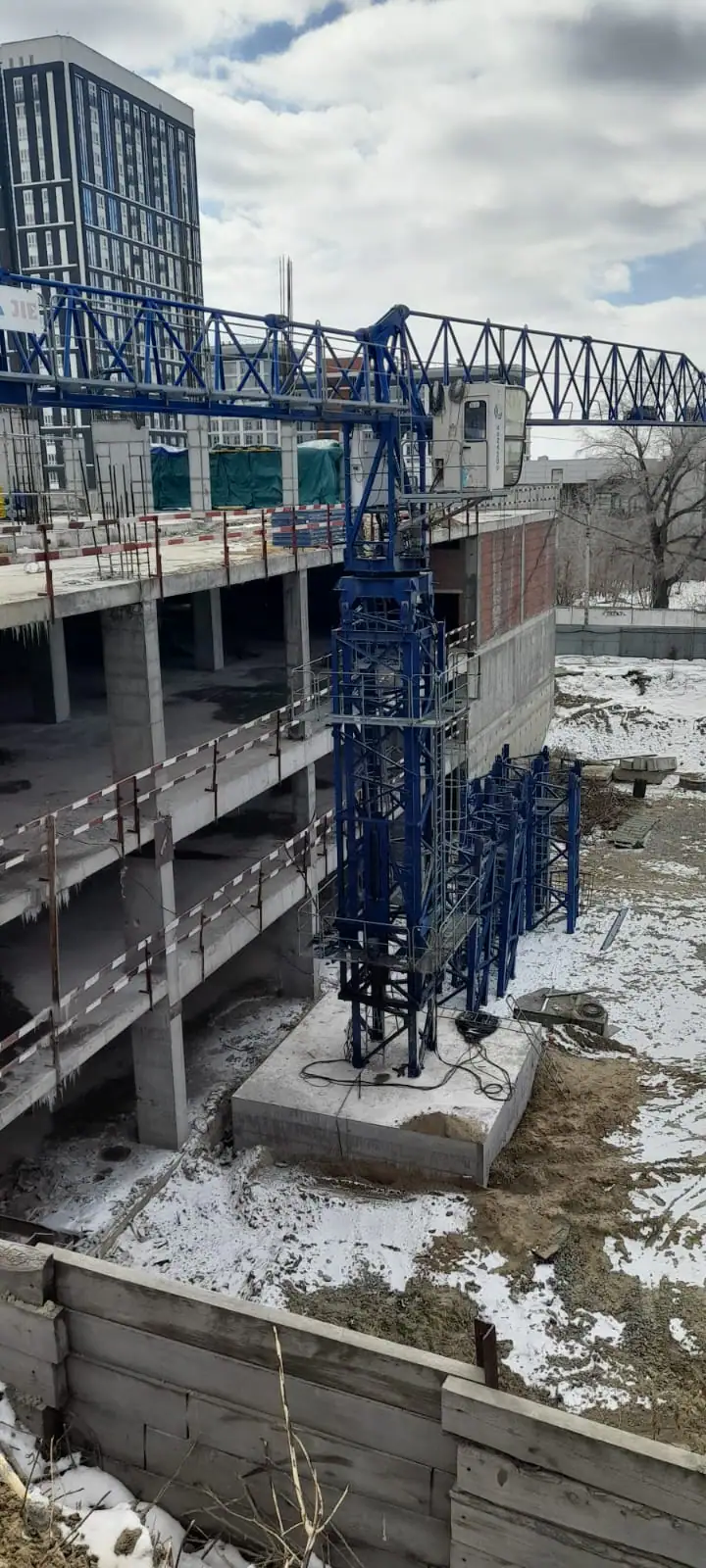 апрель, 2023