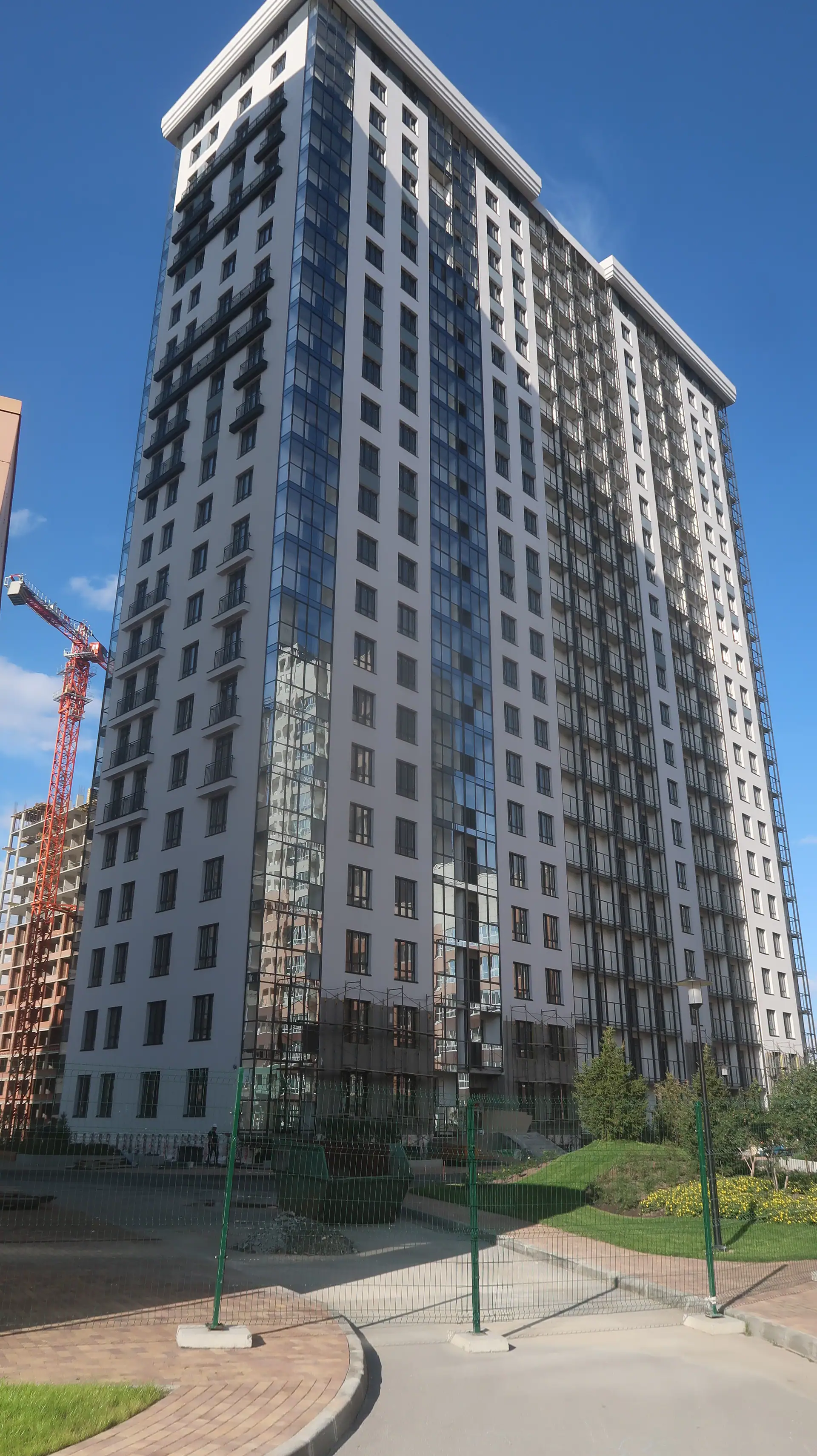август, 2023
