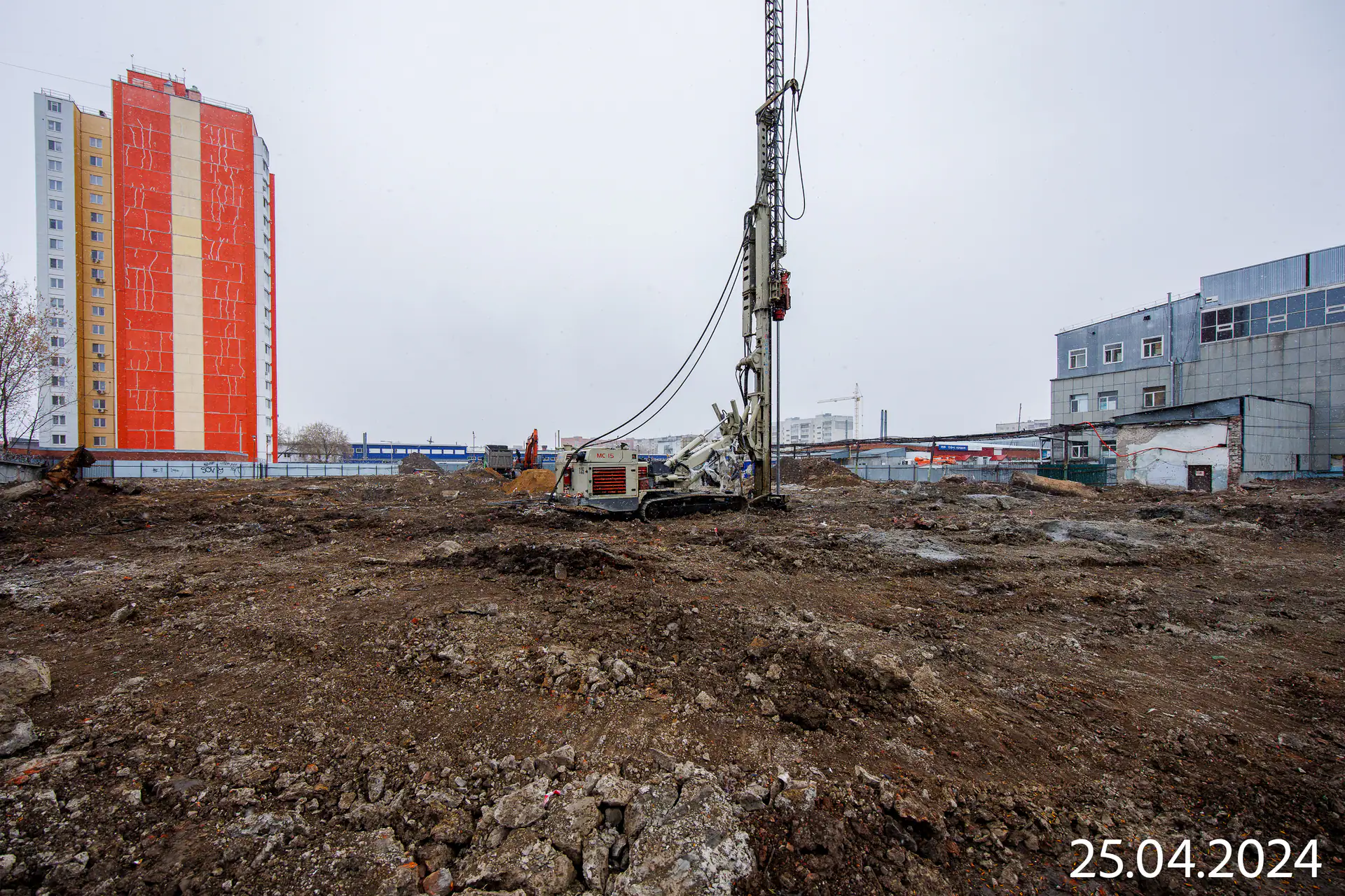 апрель, 2024