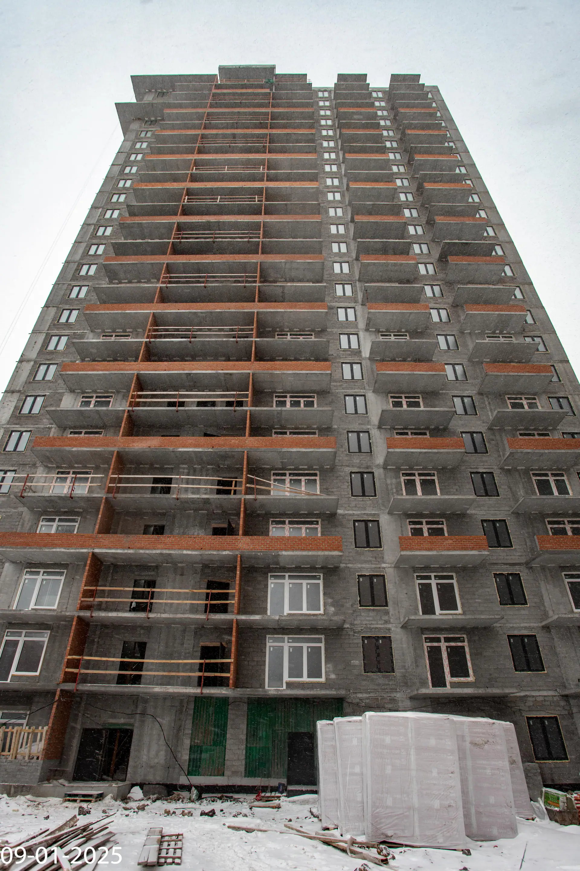 январь, 2025