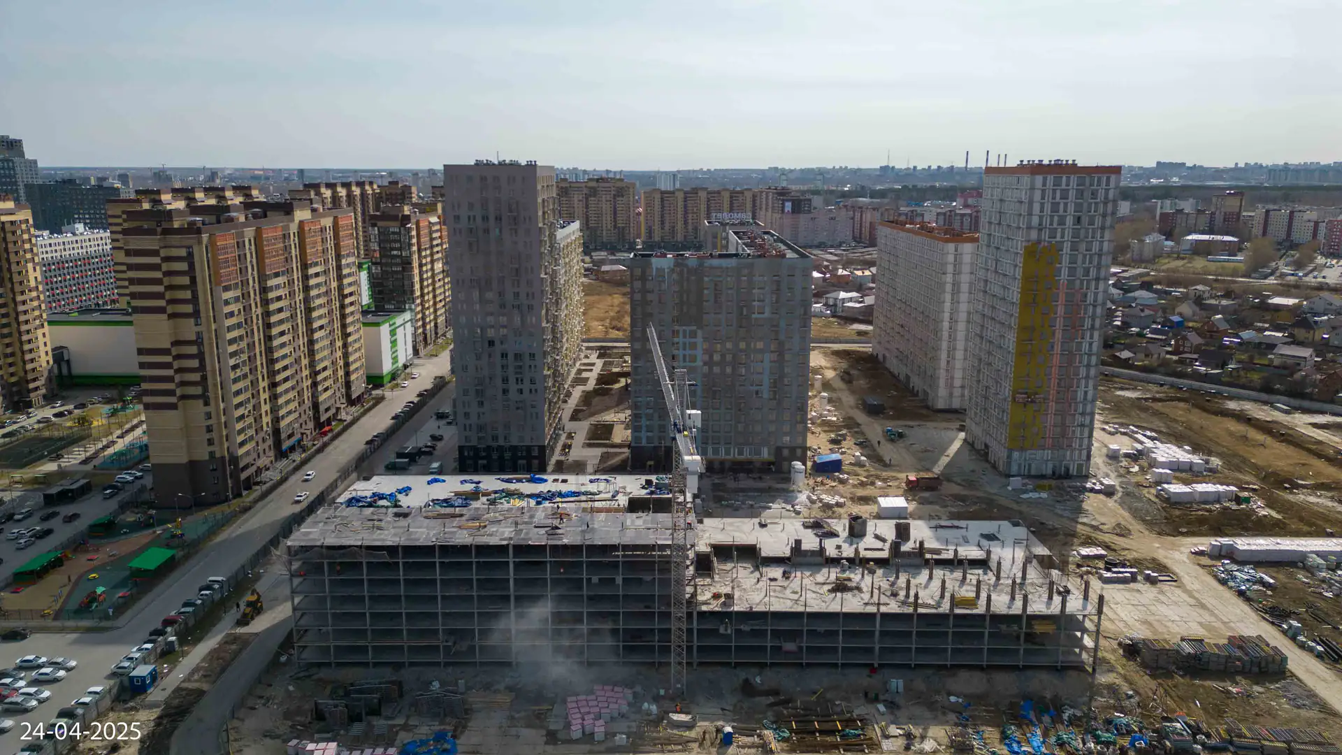 апрель, 2025