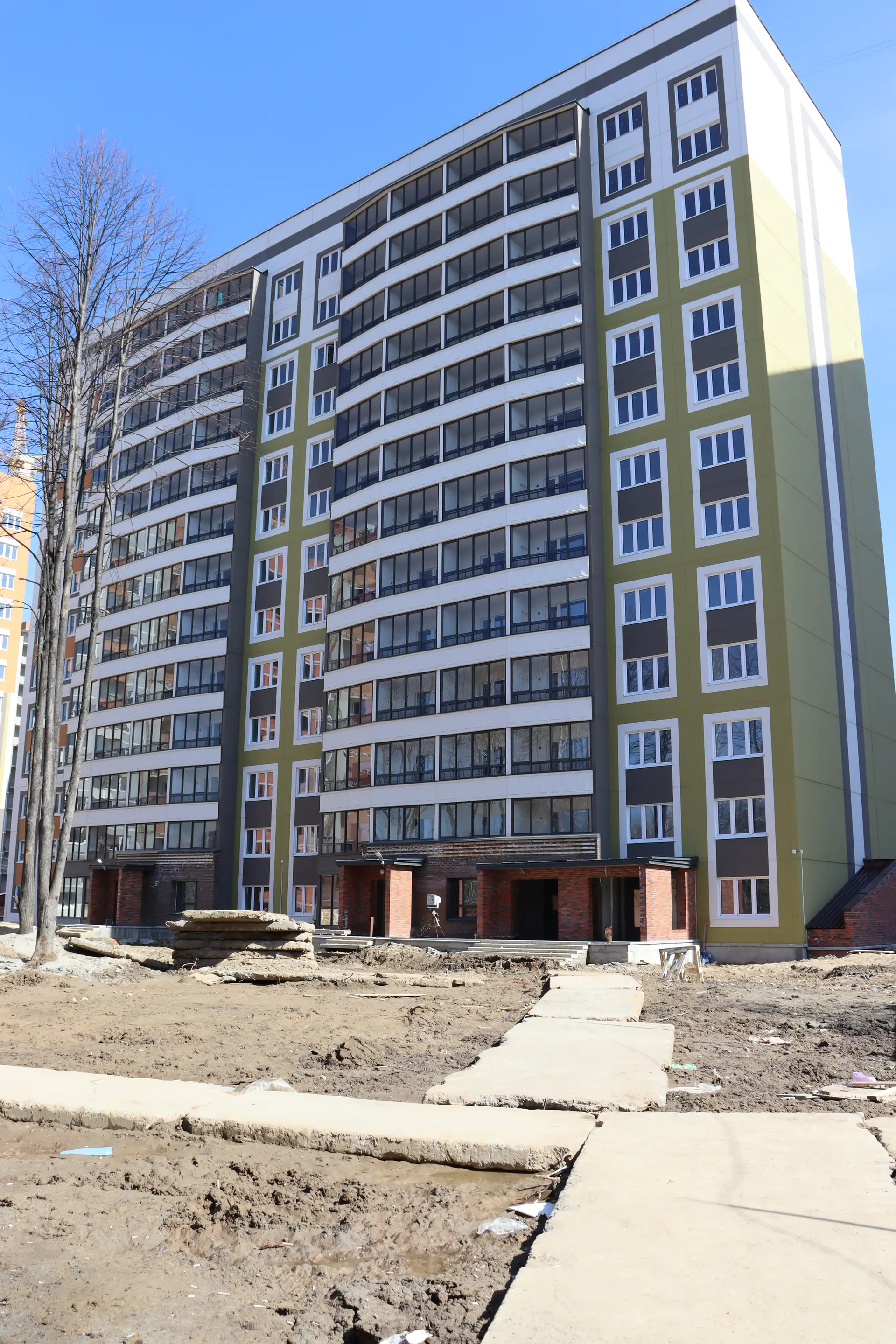 апрель, 2025