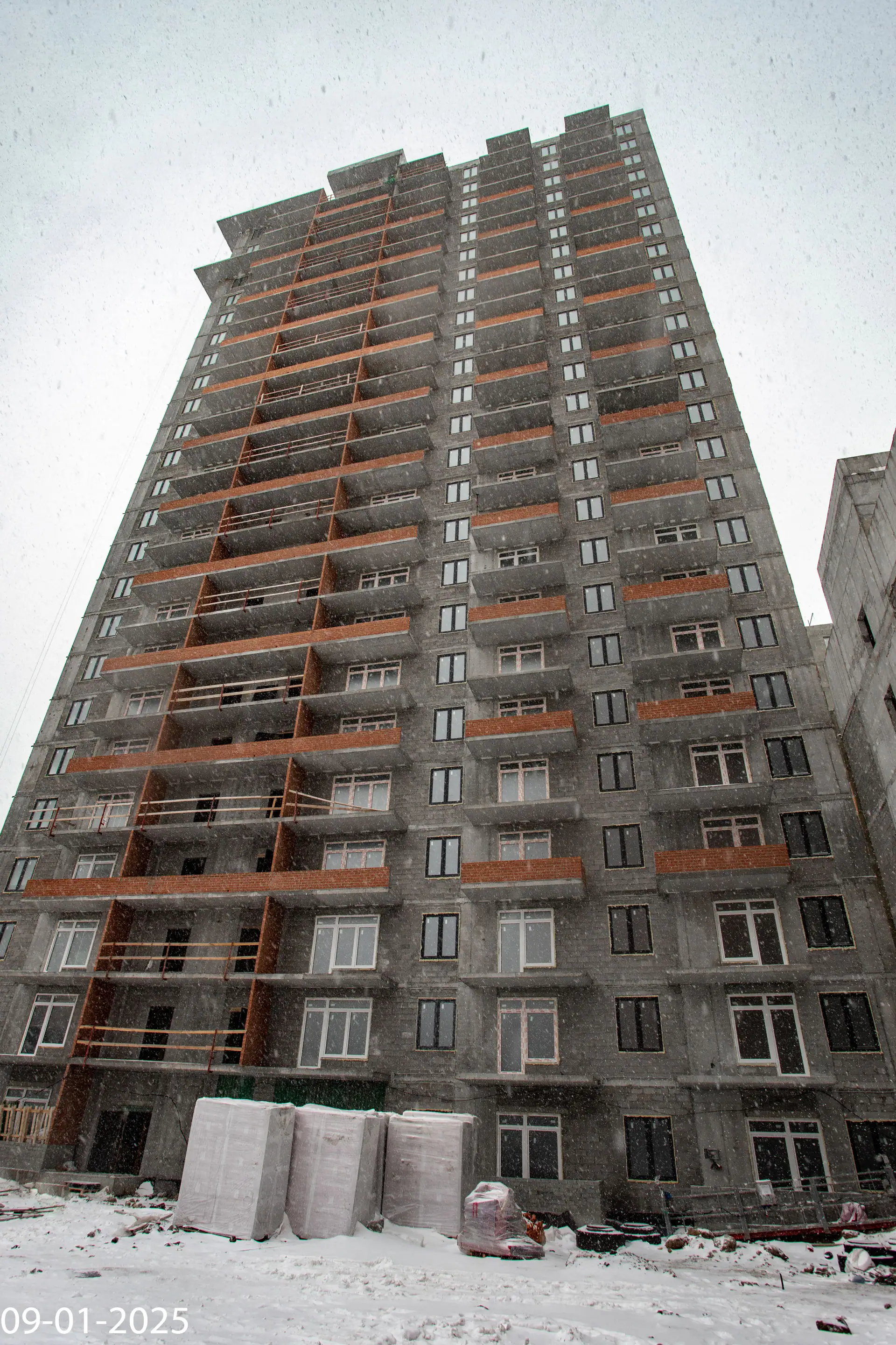 январь, 2025