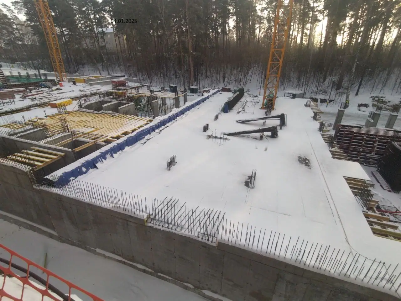 январь, 2025