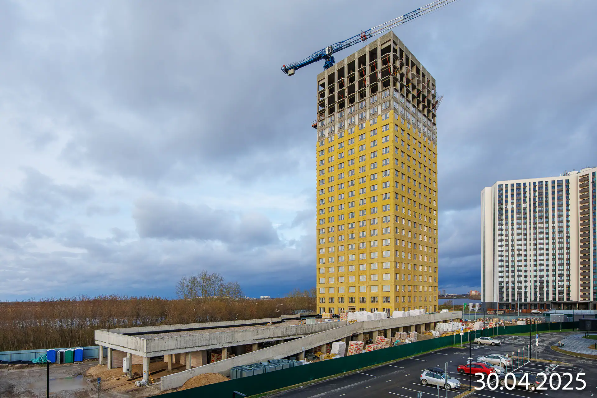 апрель, 2025