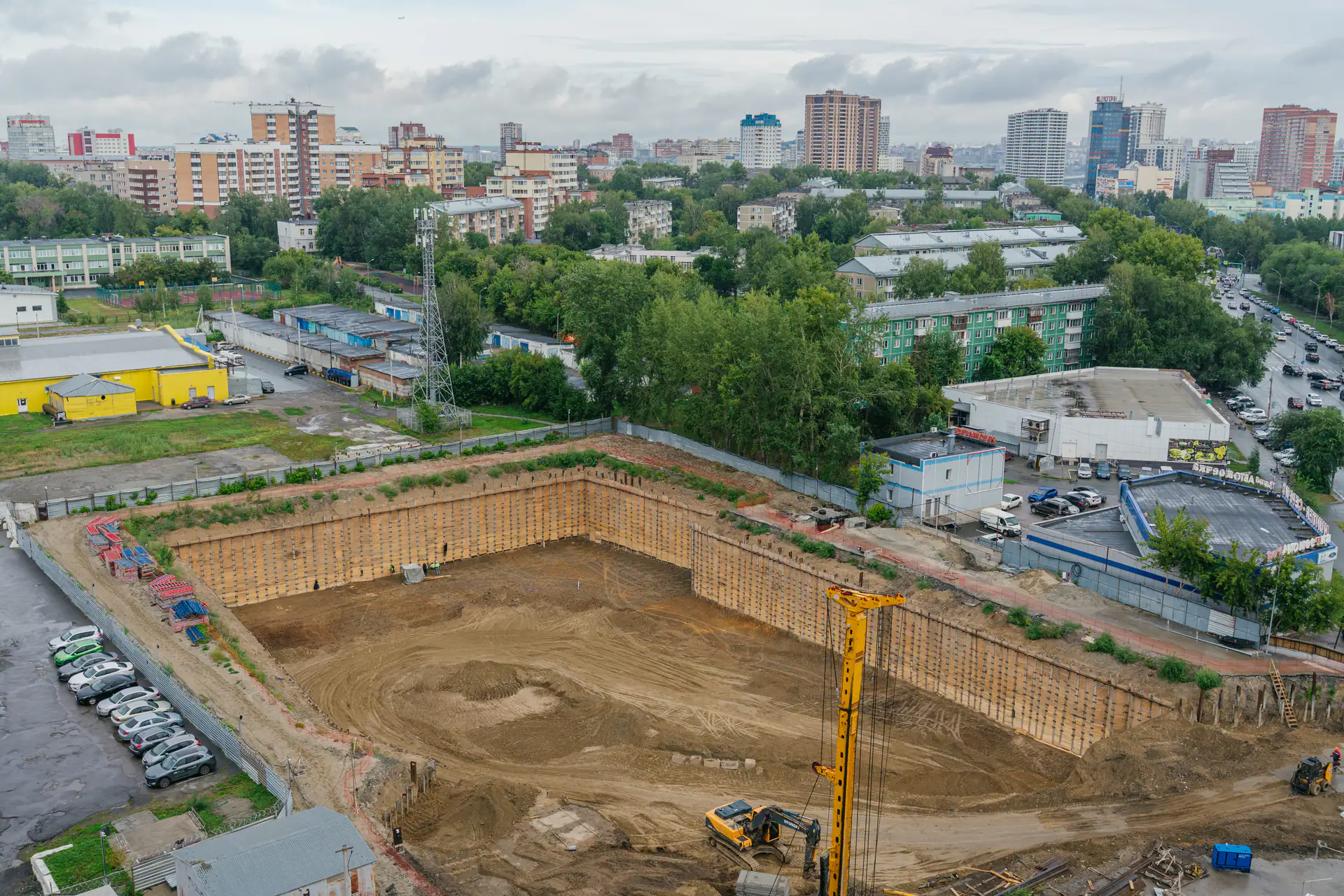 август, 2026
