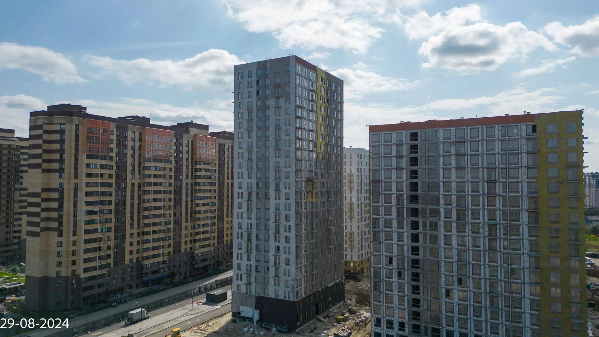 август, 2024