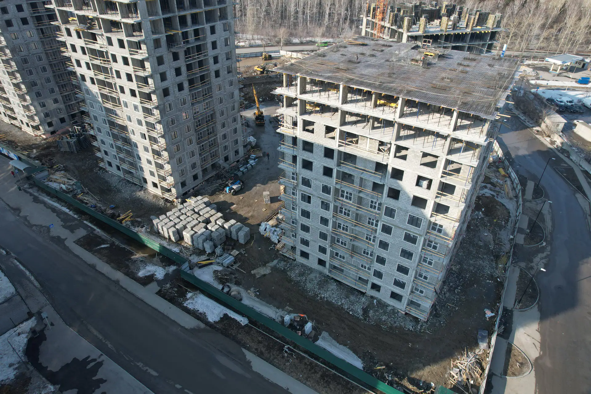 апрель, 2023