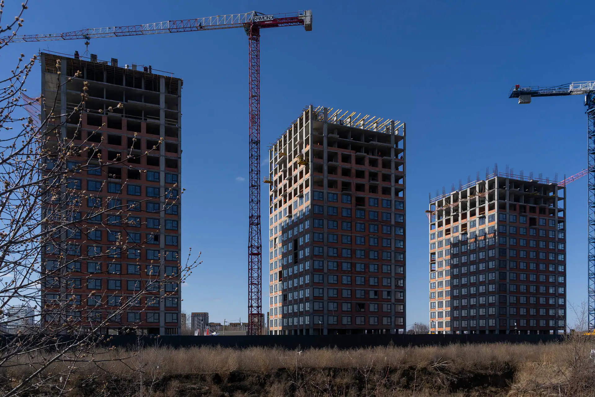 апрель, 2024