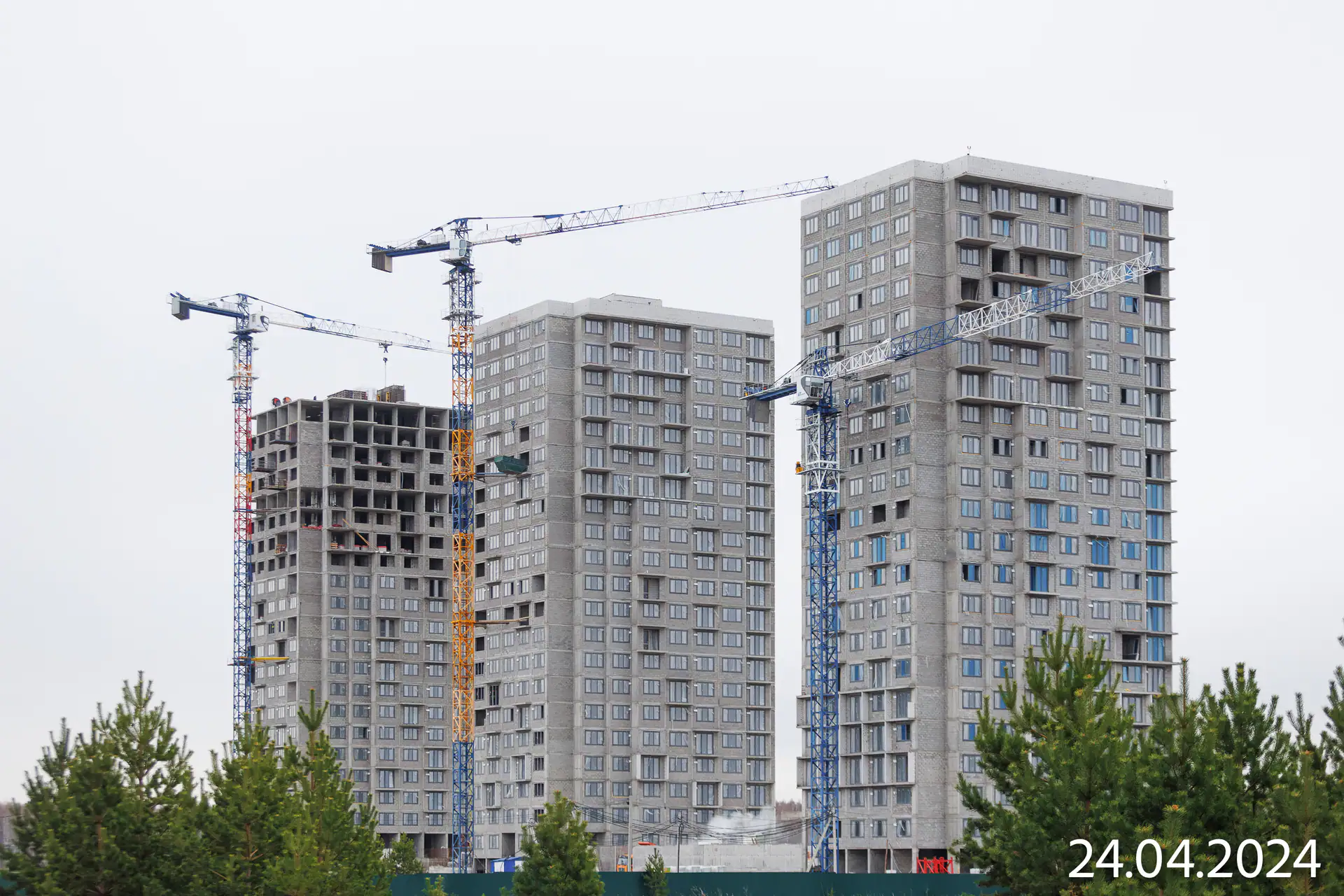 апрель, 2024