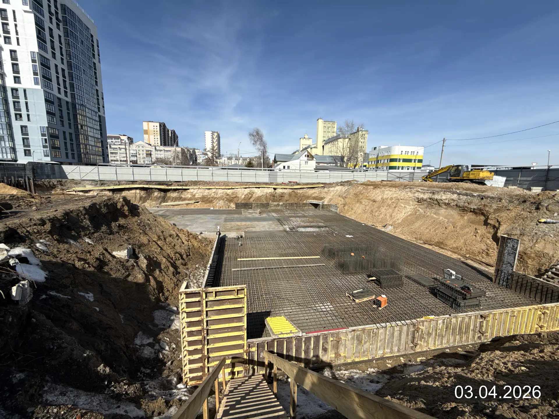 апрель, 2026