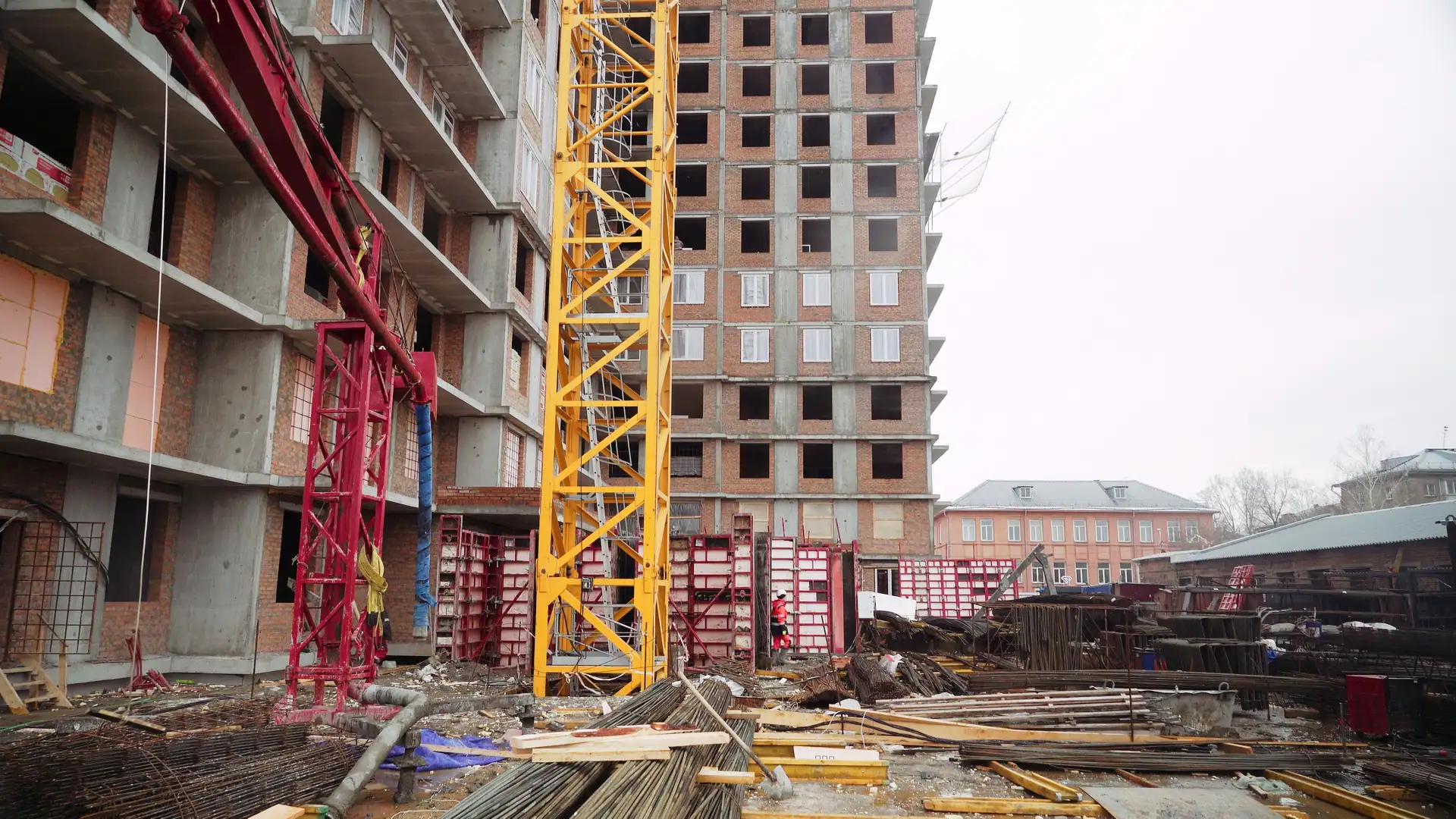апрель, 2024