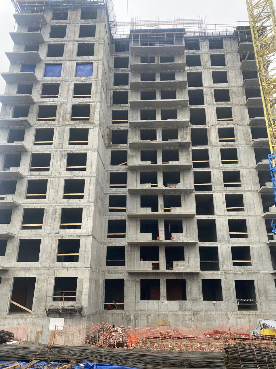 апрель, 2024