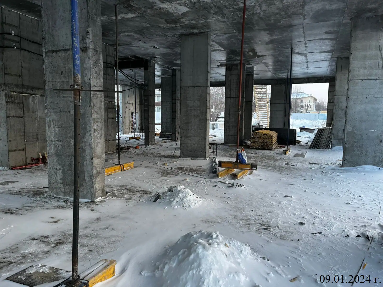 январь, 2024