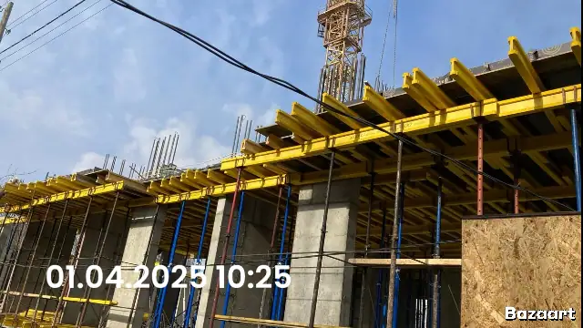 апрель, 2025