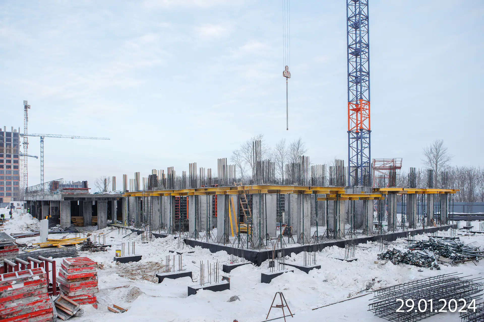 январь, 2024