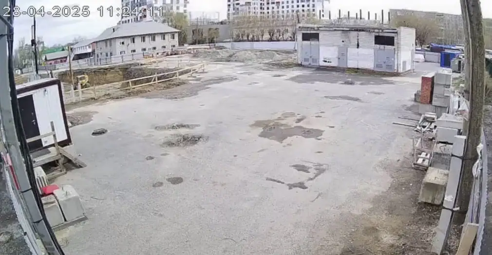 апрель, 2025