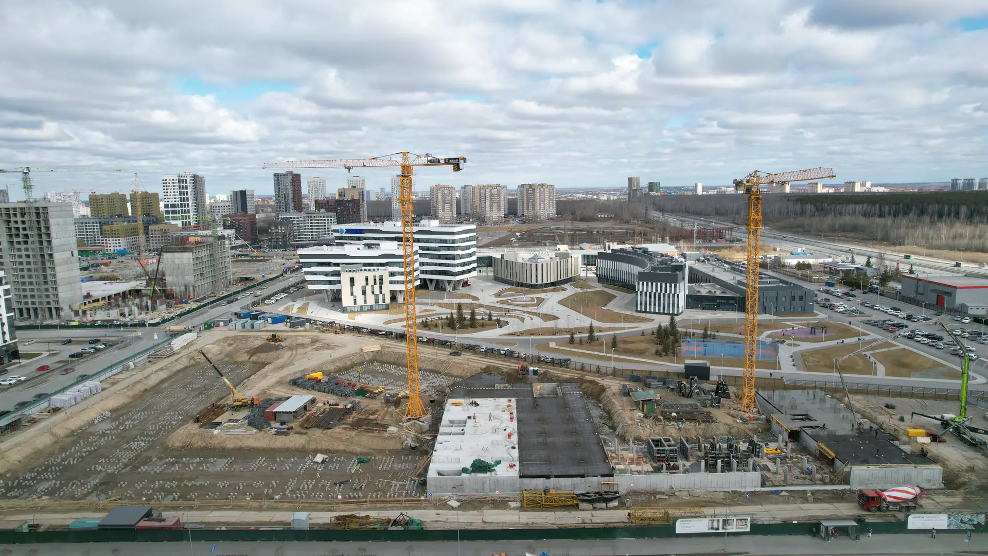 апрель, 2025