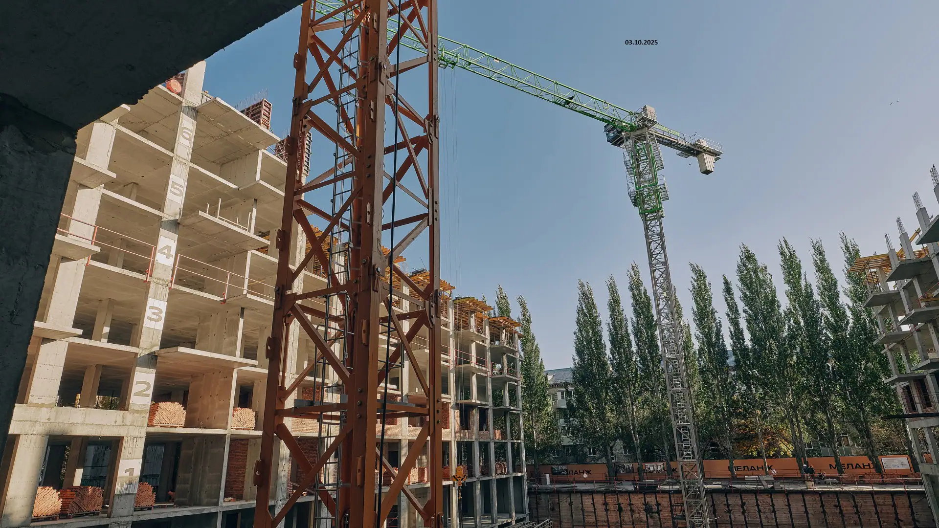октябрь, 2025