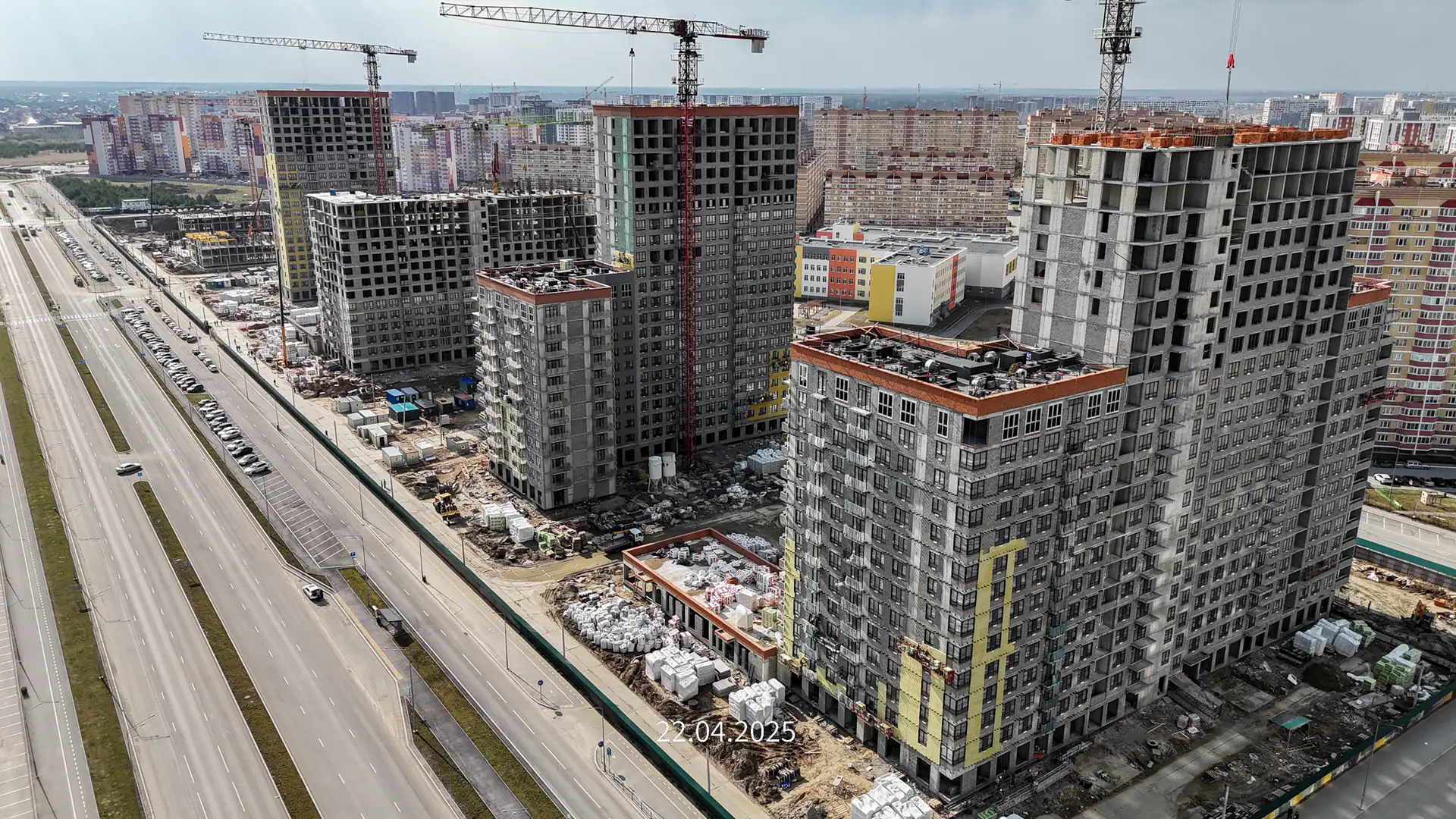 апрель, 2025