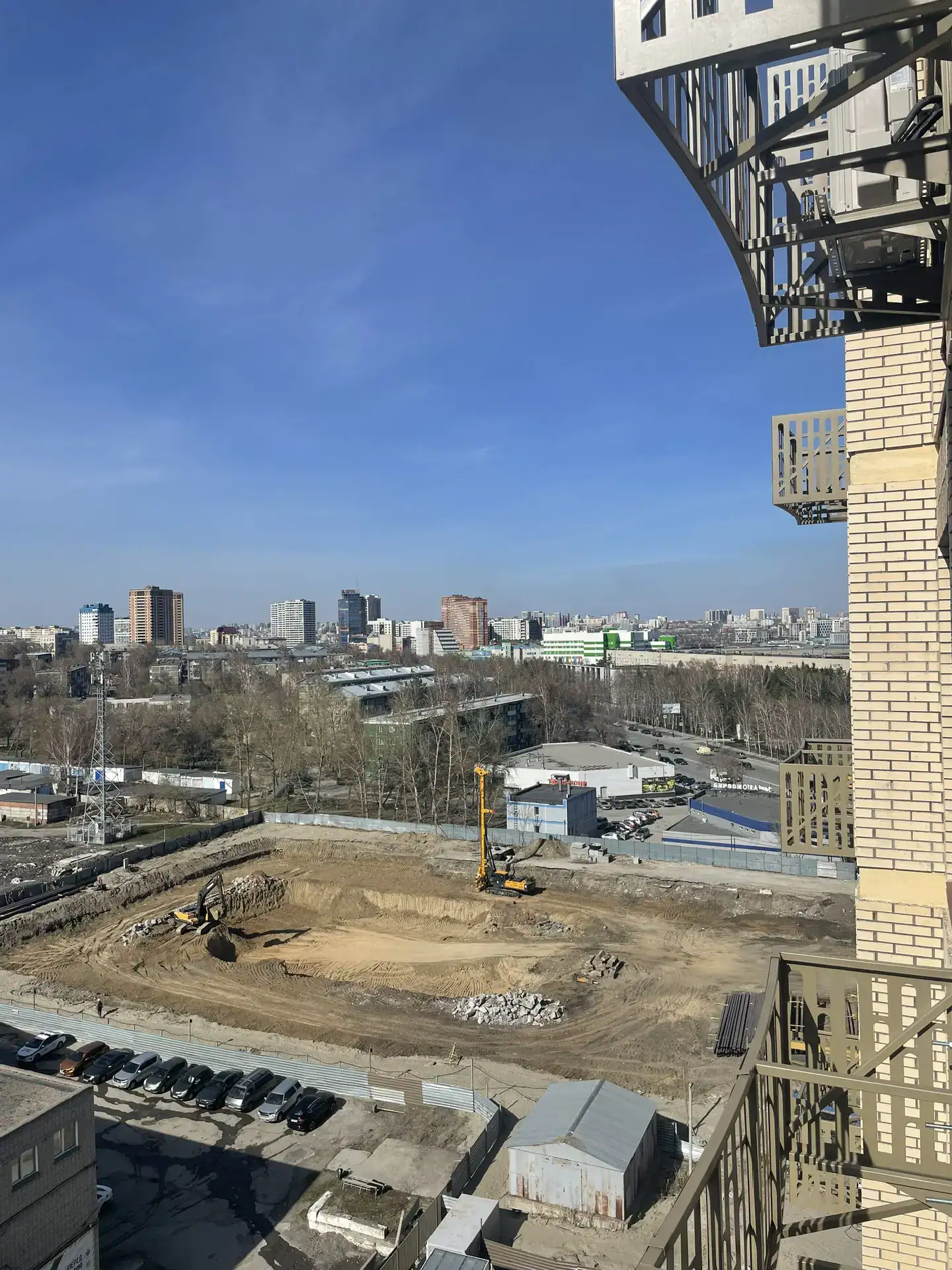 апрель, 2026