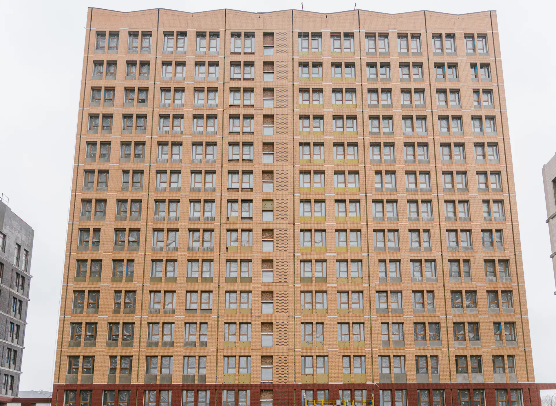 апрель, 2024