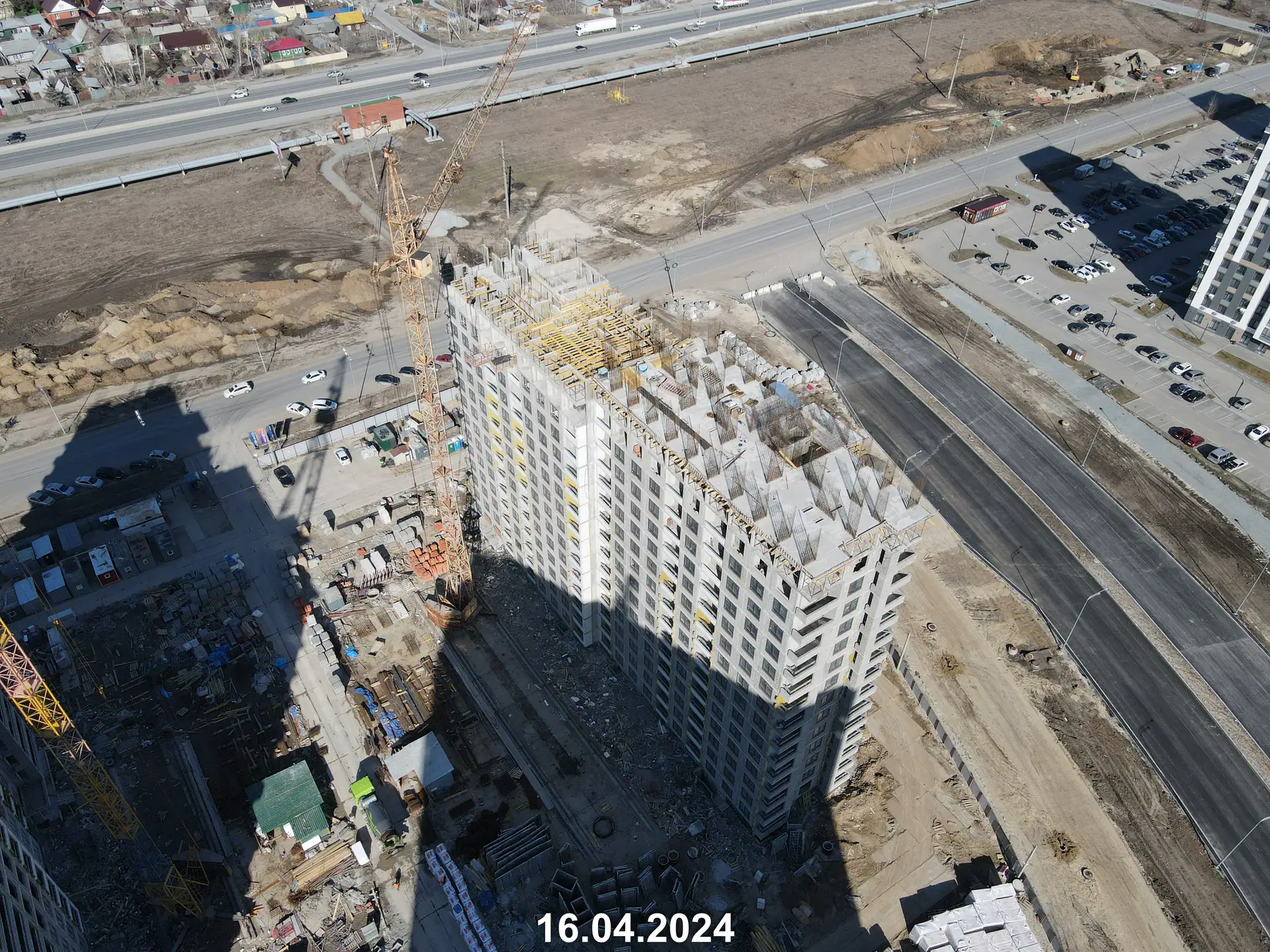 апрель, 2024