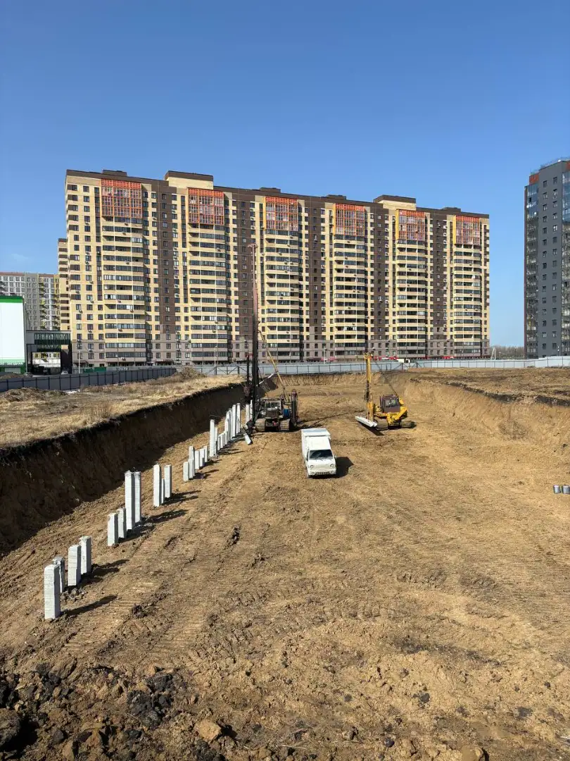 апрель, 2024