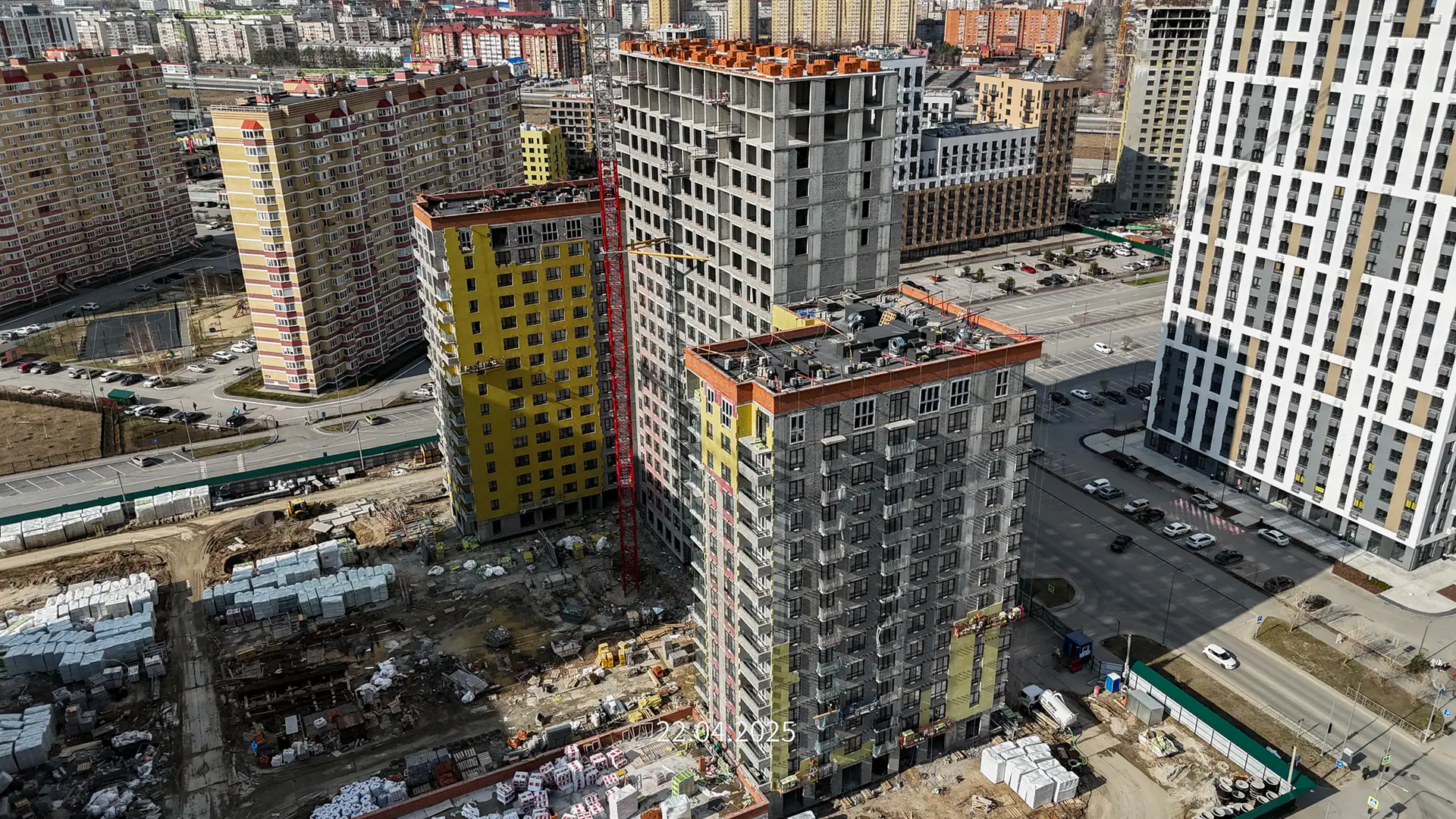 апрель, 2025