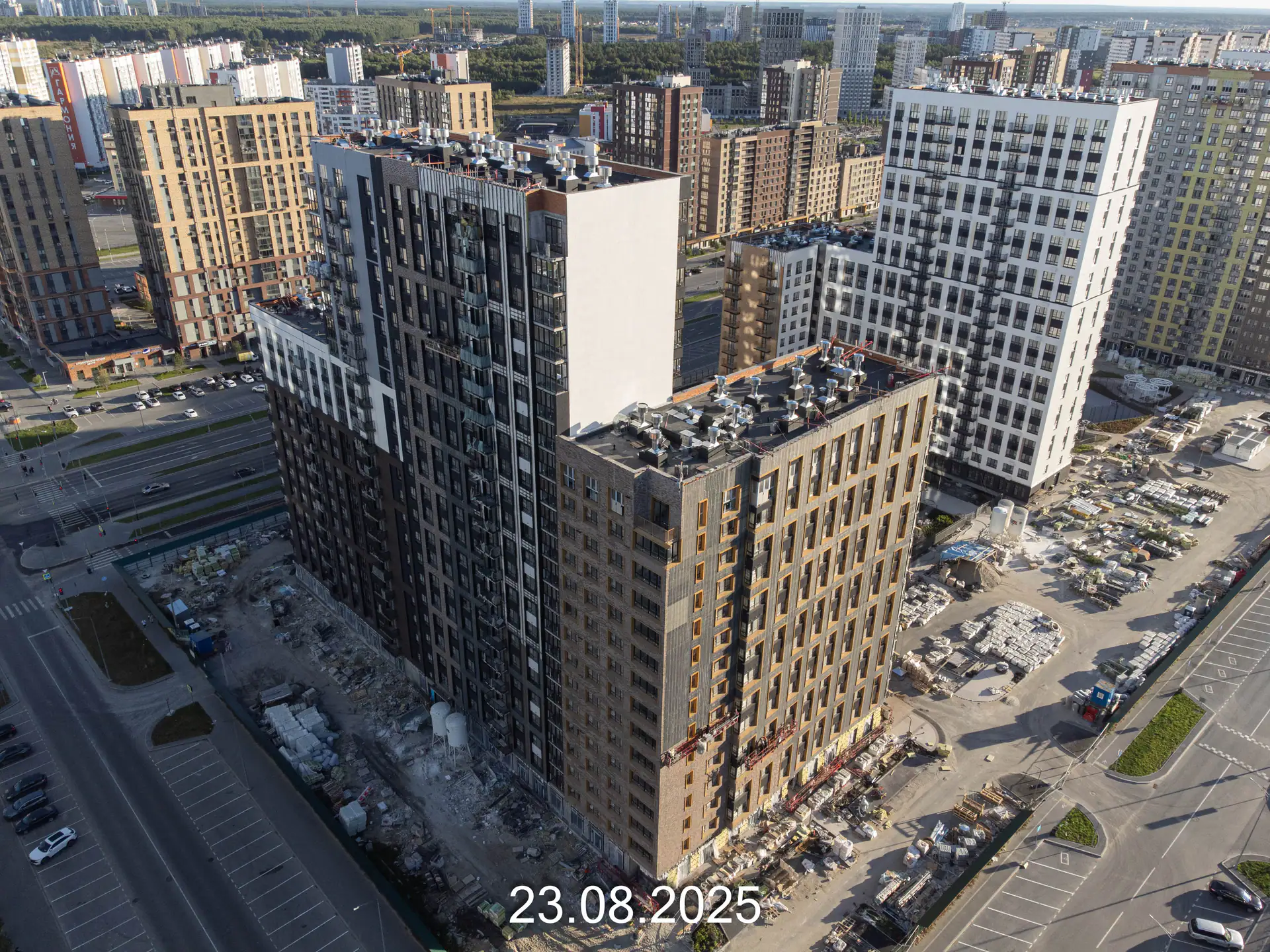август, 2025