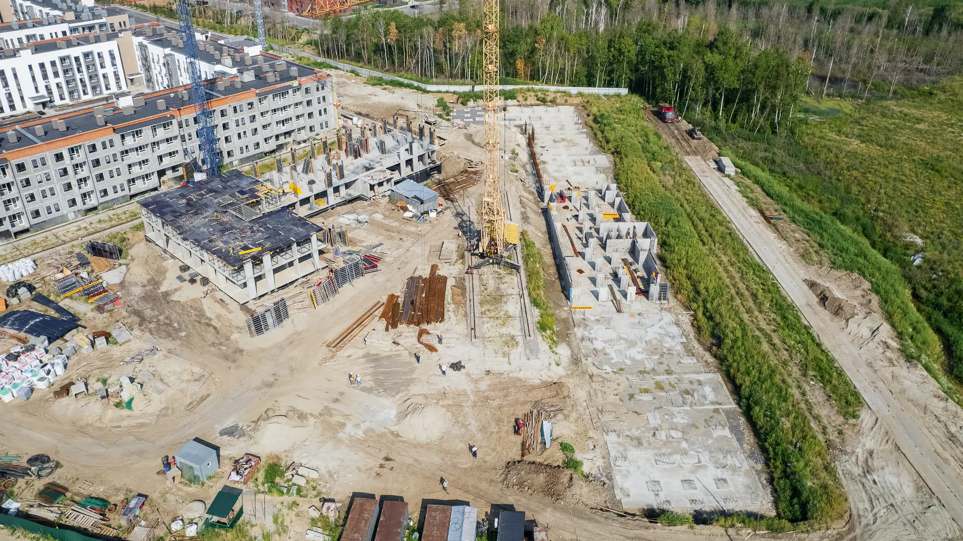 август, 2023