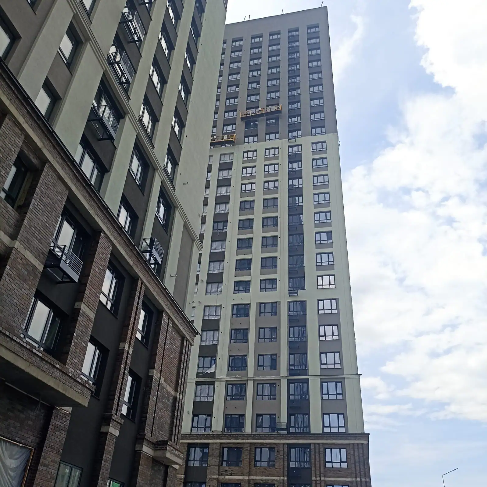 август, 2025
