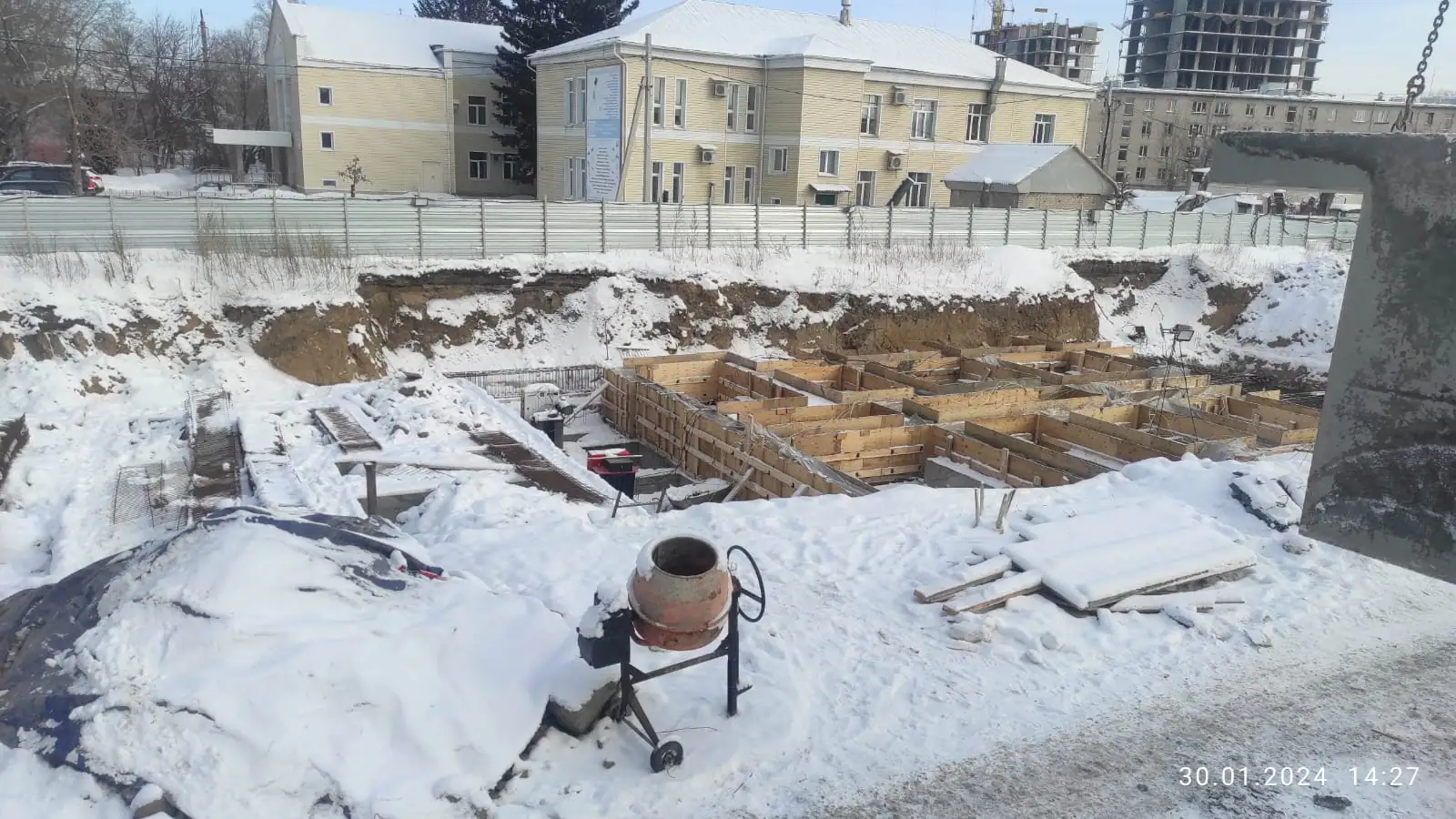 январь, 2024