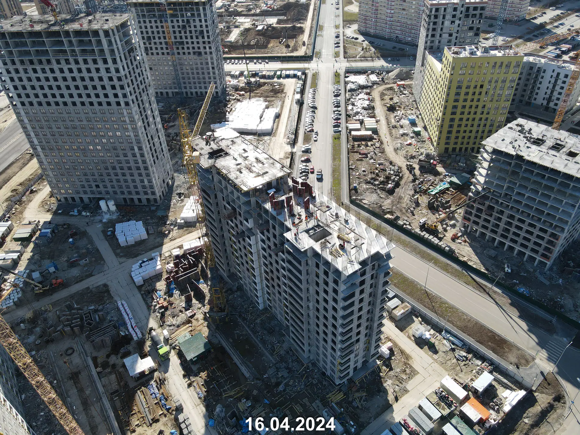апрель, 2024
