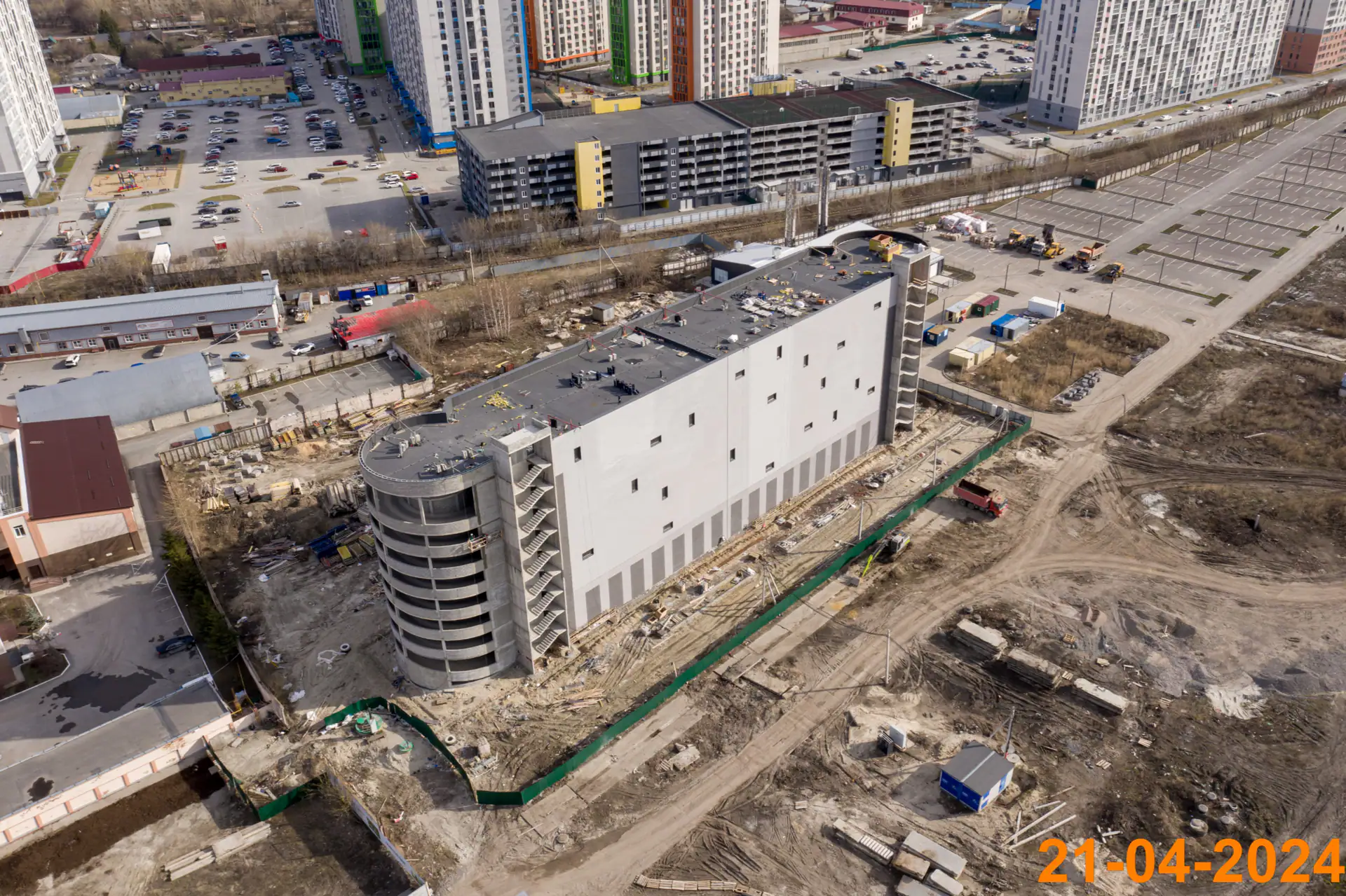 апрель, 2024