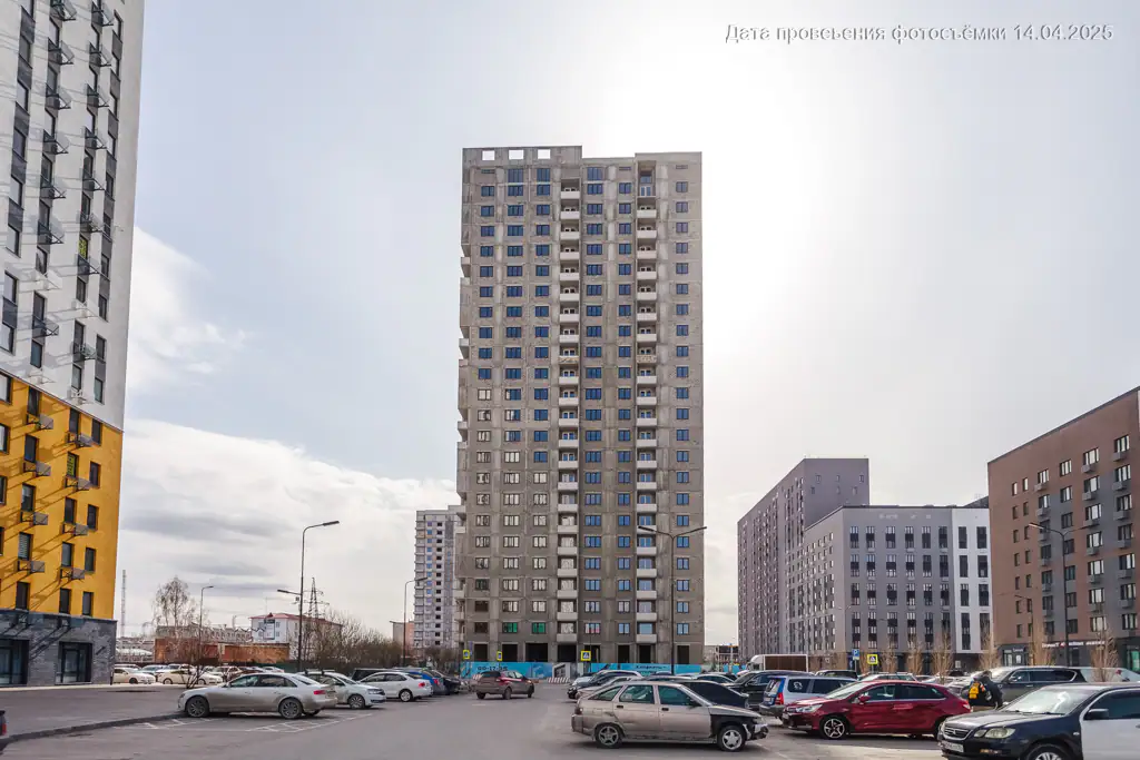 апрель, 2025